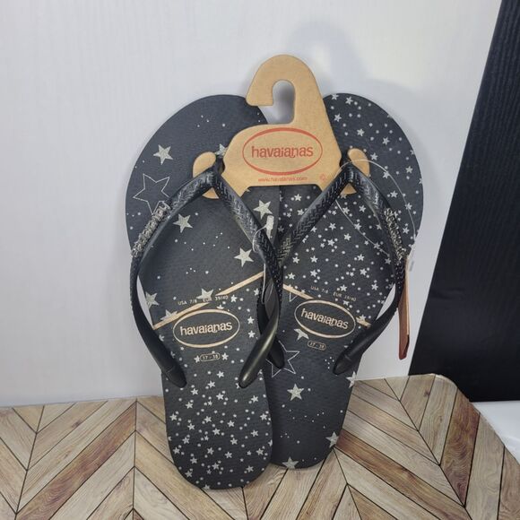 NWT Havaianas Black and Gold Flip Flops Size 7/8 - Picture 1 of 4